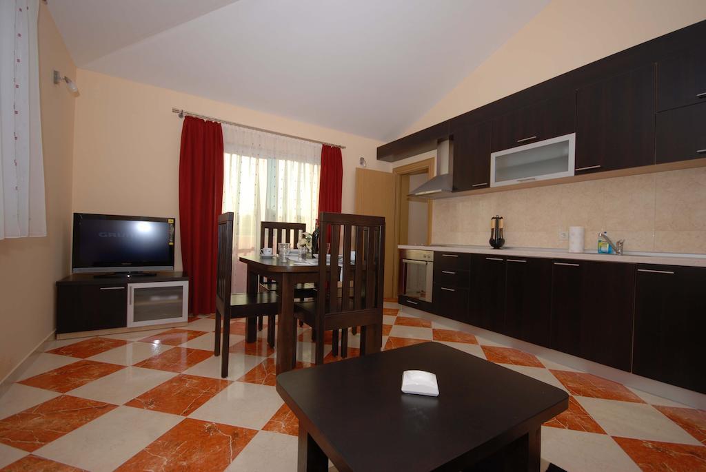 Apartments Stepic Trogir Room photo