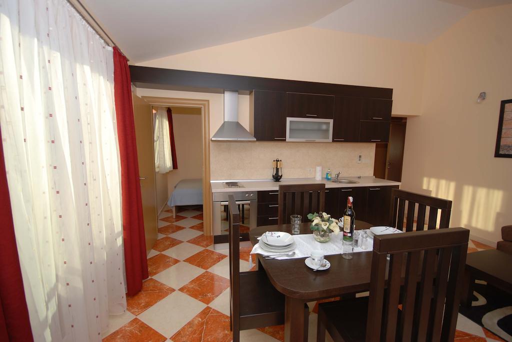 Apartments Stepic Trogir Room photo
